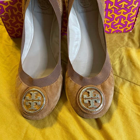 Authentic Tory Burch Flats - Picture 5 of 16